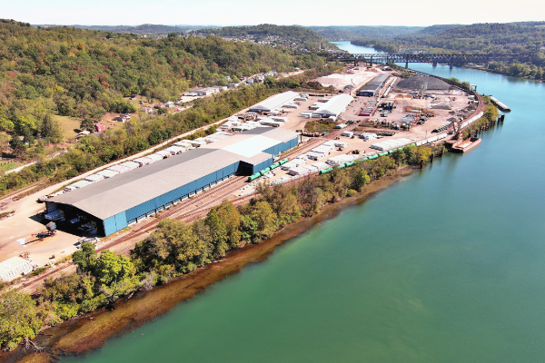 Monongahela River facing south. Monongahela, Pennsylvania (color)